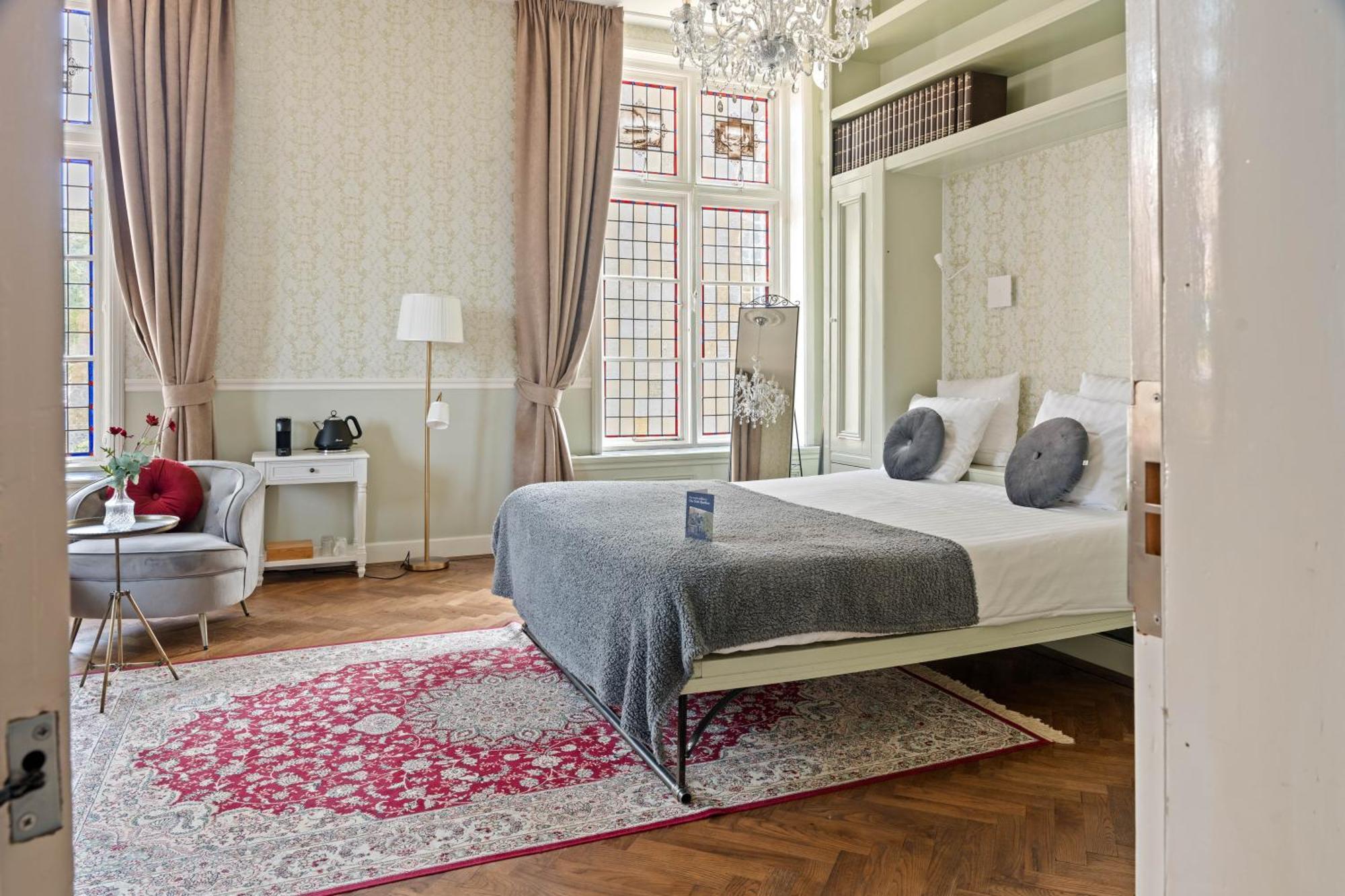 Boetiekhotel Ons Oude Raadhuis Hooge Zwaluwe