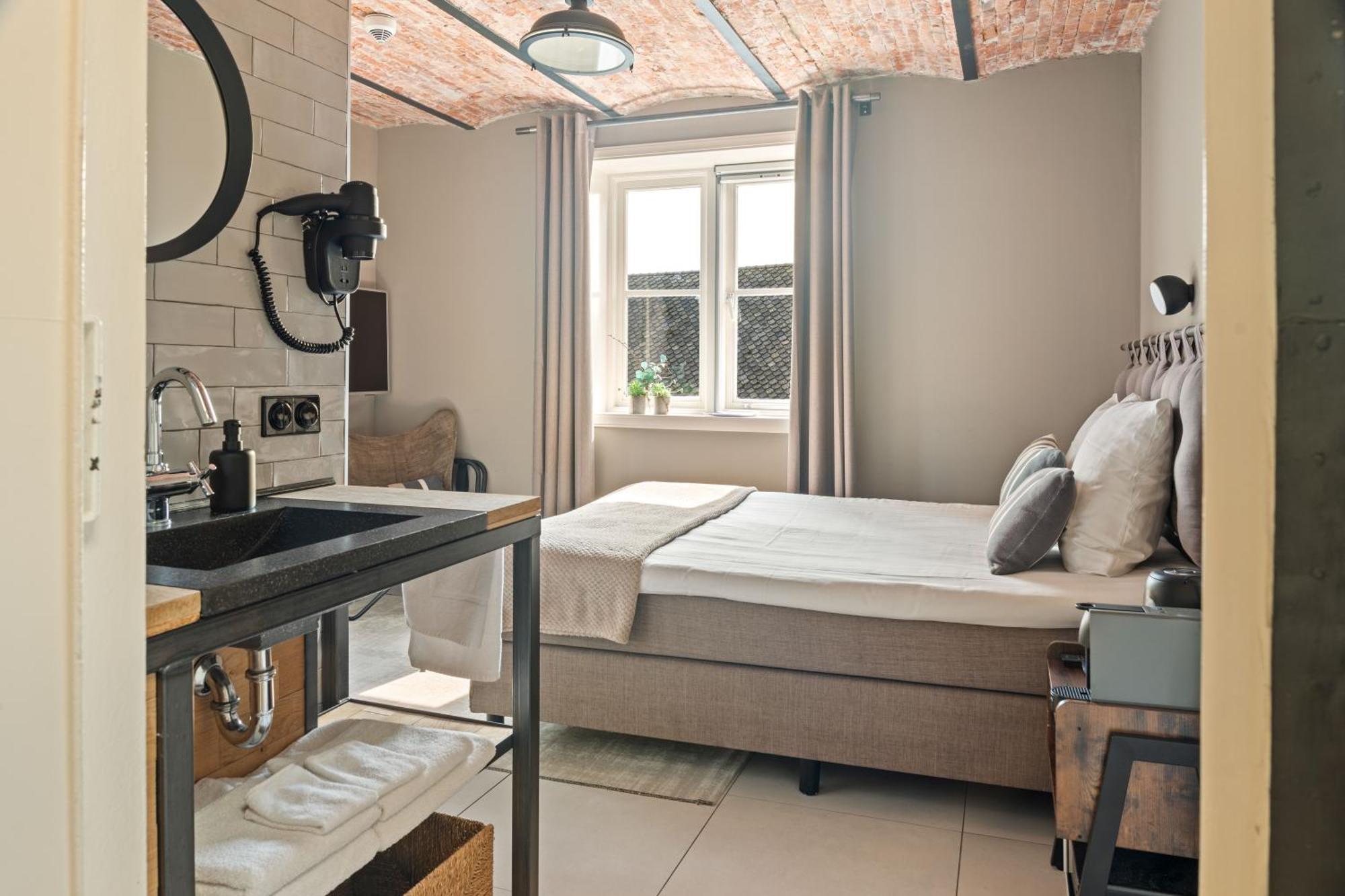 Boetiekhotel Ons Oude Raadhuis Hooge Zwaluwe